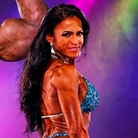 Julissa Zurba on stage